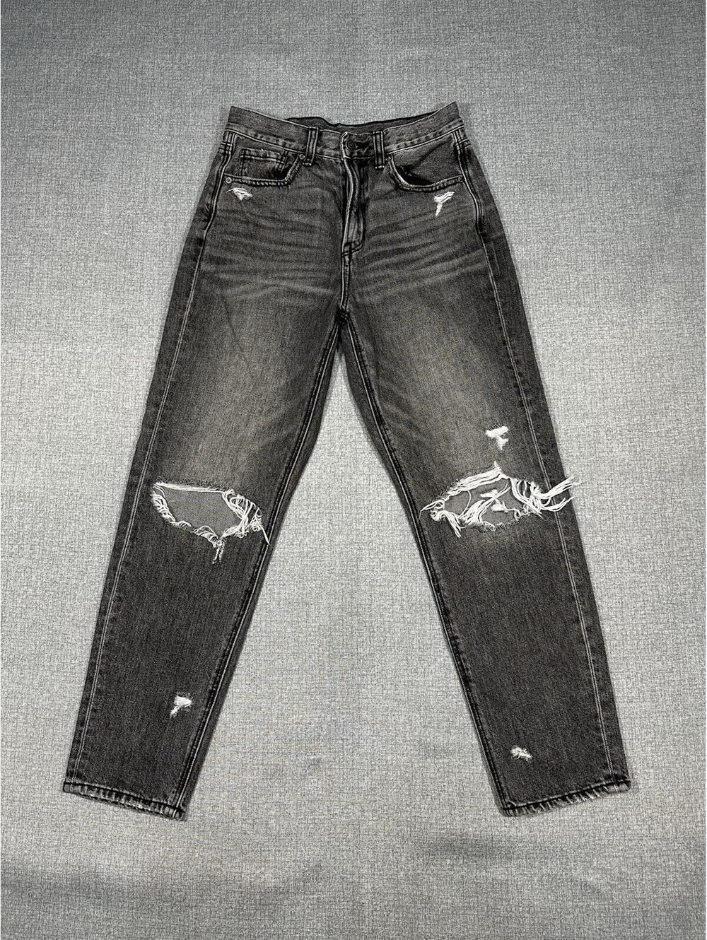 American Eagles W26L26 Women’s Size 4 Distressed Black High Rise Jeans Ripped